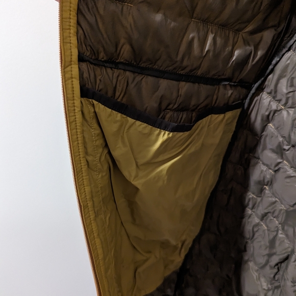Patagonia Micro Puff Hoody | Men's XL in Cabin Gold - Picture 4 of 6